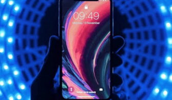 4.8 inç ekranlı iPhone XE