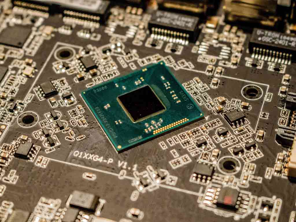 amd ile inten cpu farkı